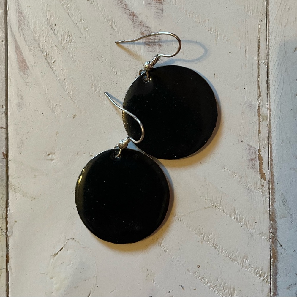 🍒4/$15 Retro Black Round Dangle Earrings